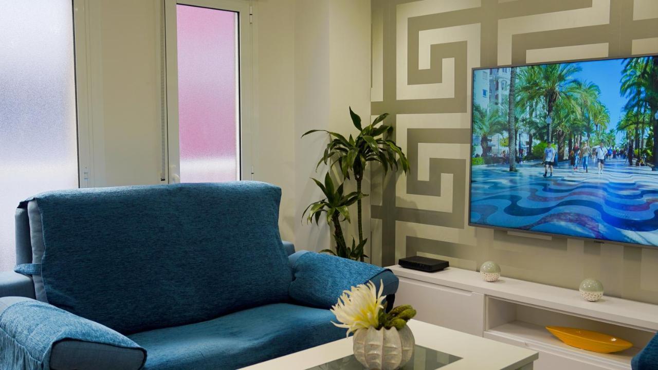Stylish & Spacious Family Apartment Near Beach & Vibrant Historic Market Alicante Exterior foto